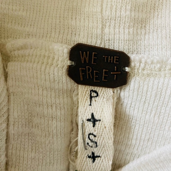 We the free cream/white split back textured turtleneck with slight sheerness. S - Picture 5 of 6